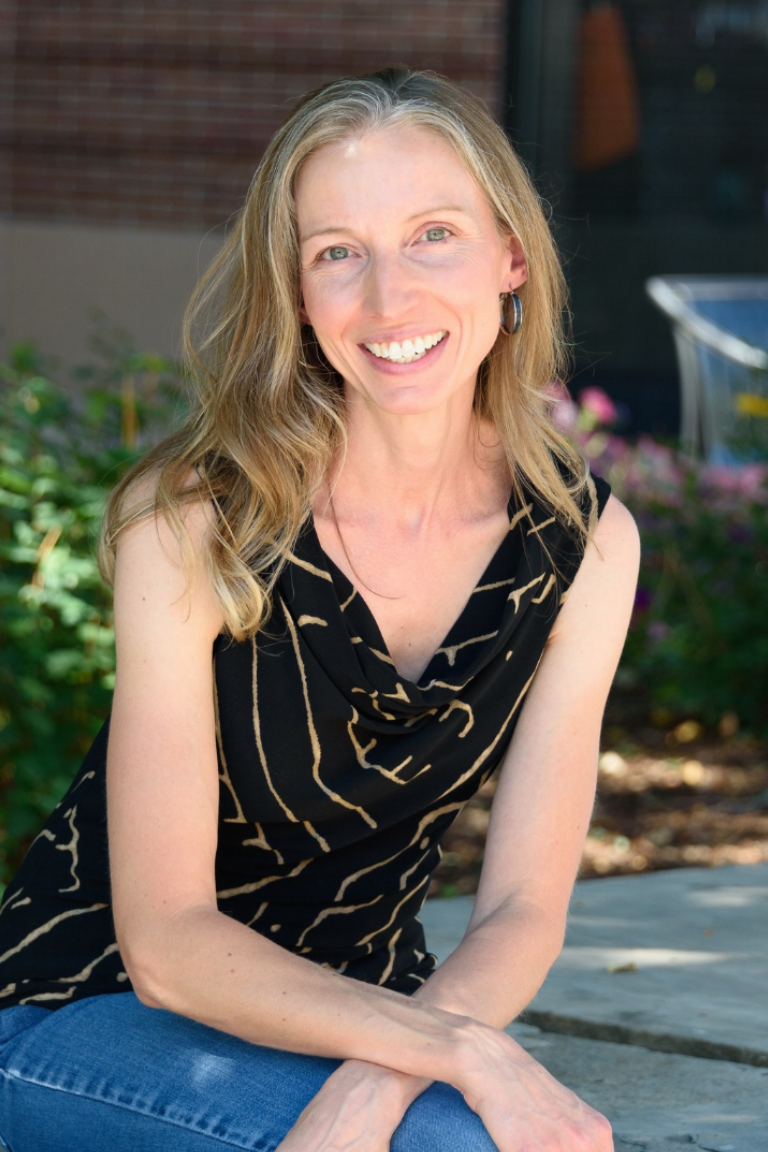 How Practitioners Can Use AI Without Losing Their Voice with Sarah Cook [Episode 184]